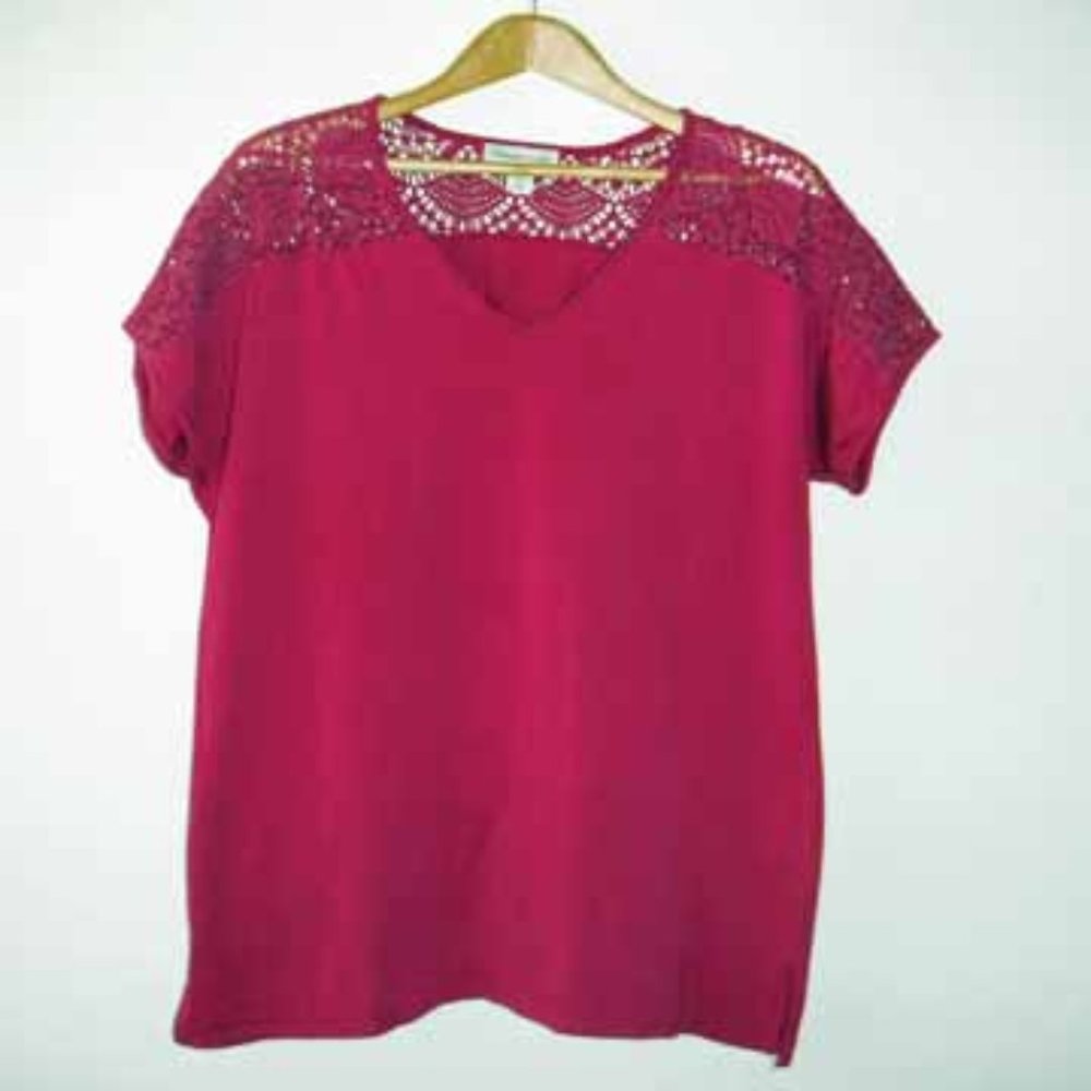 Coldwater Creek Crochet Shoulders Tee (Size 10-12)